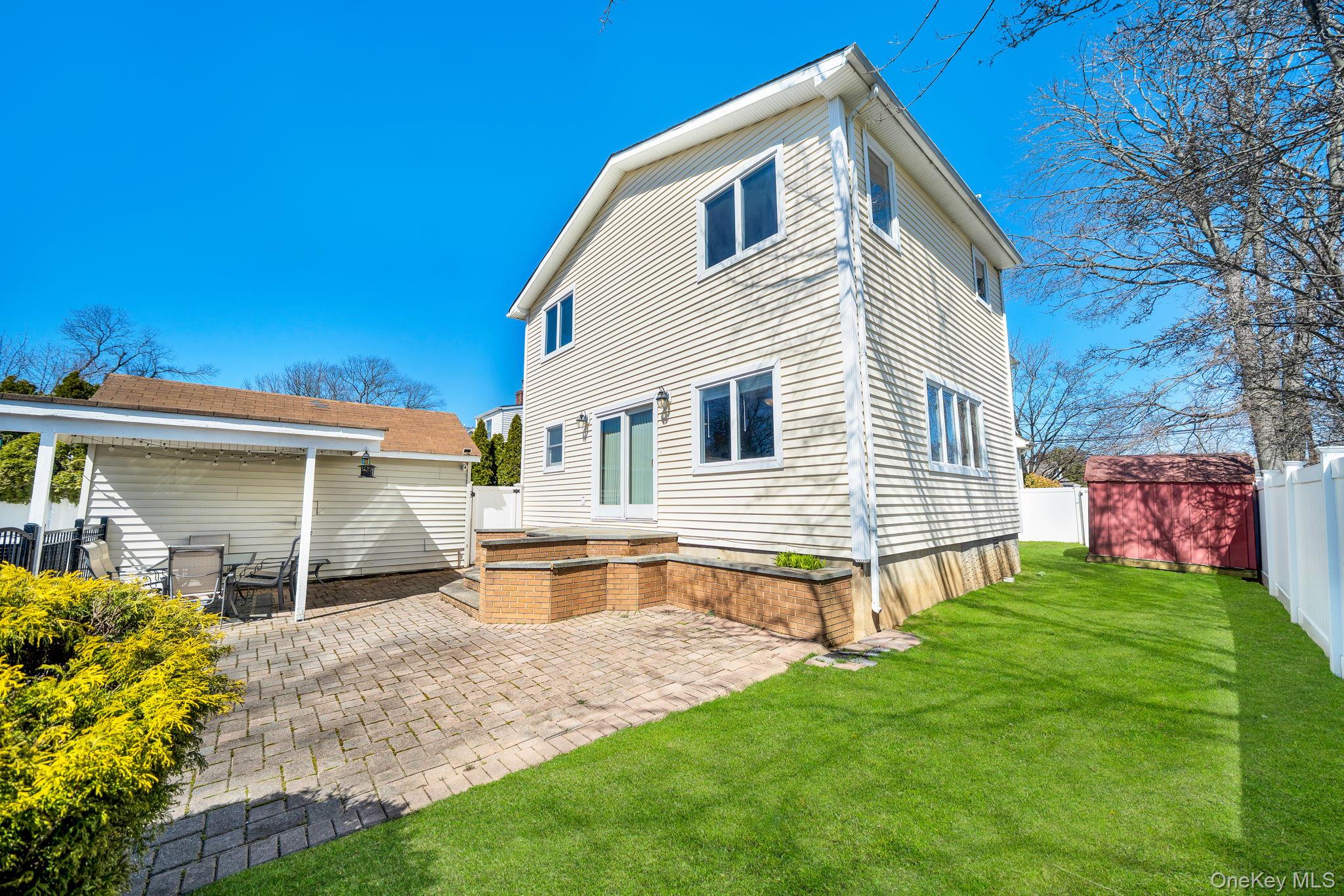 76 Balcom Road Farmingdale, NY 11735 - Photo 23 of 23