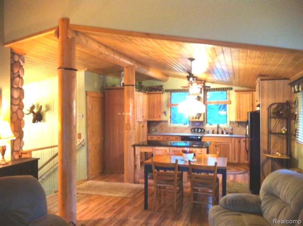 5860 Cowell Road Brighton, MI 48116 - Photo 8 of 18