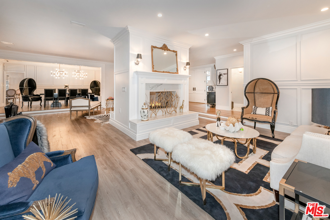 15771 Royal Ridge Road Sherman Oaks, CA 91403 - Photo 5 of 41 Gallery Image 5