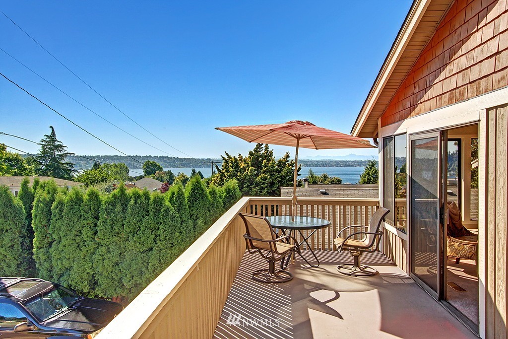 1224 North 32nd Street Renton, WA 98056 - Photo 7 of 18