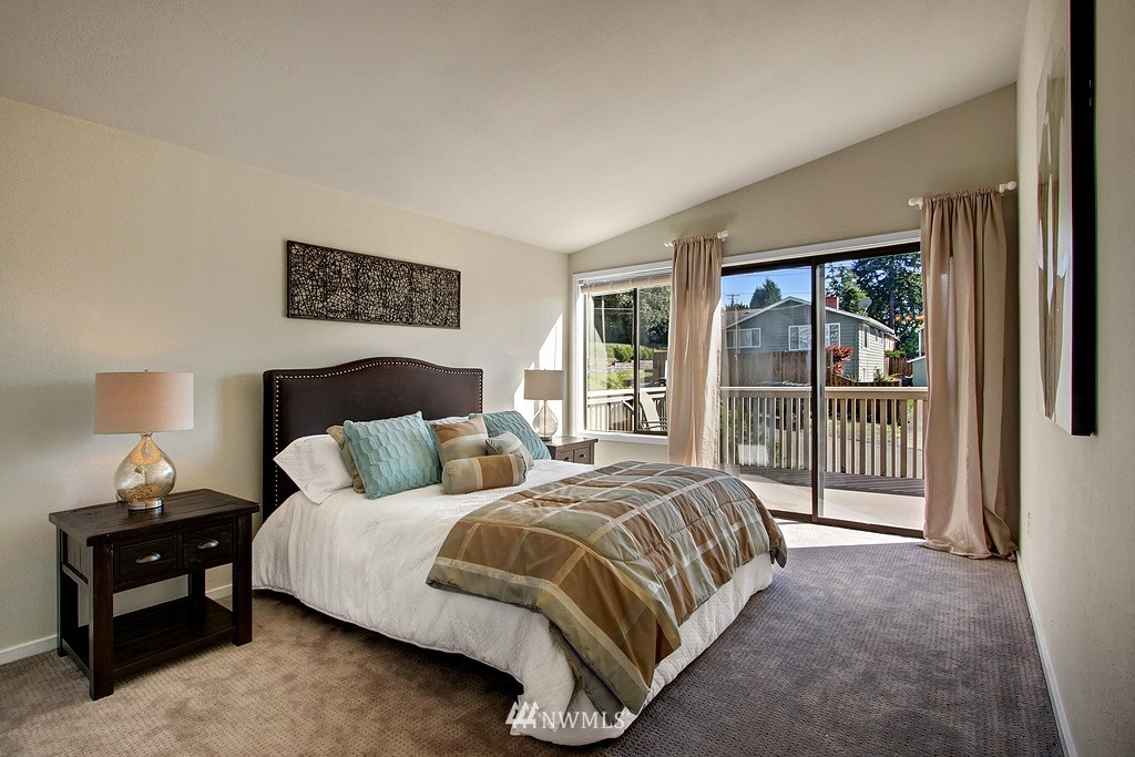1224 North 32nd Street Renton, WA 98056 - Photo 10 of 18