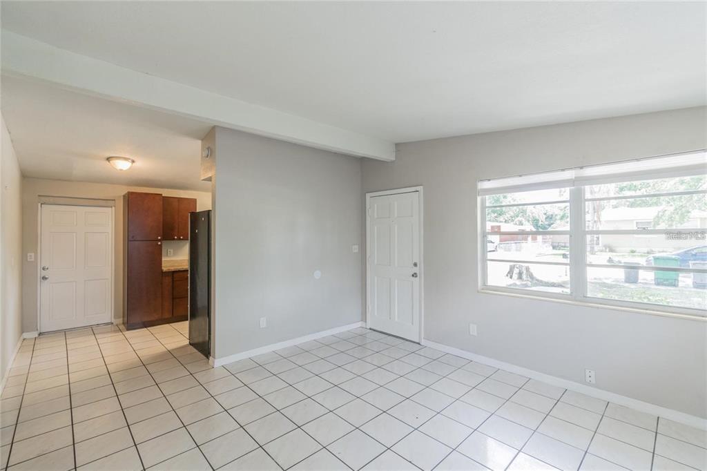 1911 West St Conrad Street Tampa, FL 33607 - Photo 4 of 35 a view of an empty room and window