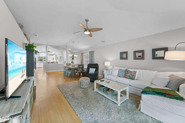 930 Ruth Avenue Jacksonville Beach, FL 32250 - Photo 13 of 34 930 Ruth Ave Jacksonville-small-015-022-