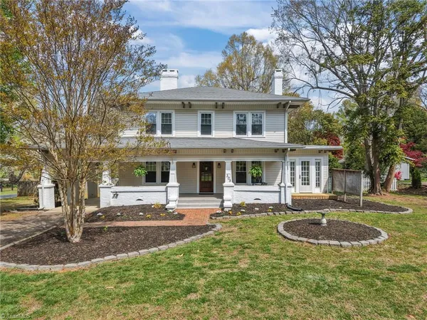 $399,900 | 303 East Swannanoa Avenue, Liberty, NC 27298