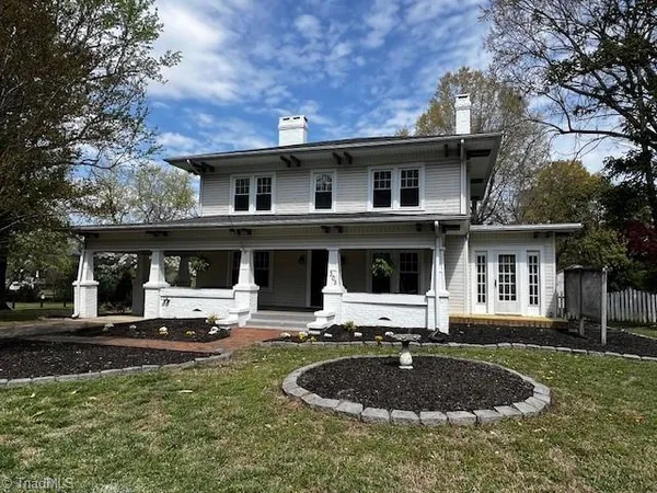 $399,900 | 303 East Swannanoa Avenue, Liberty, NC 27298