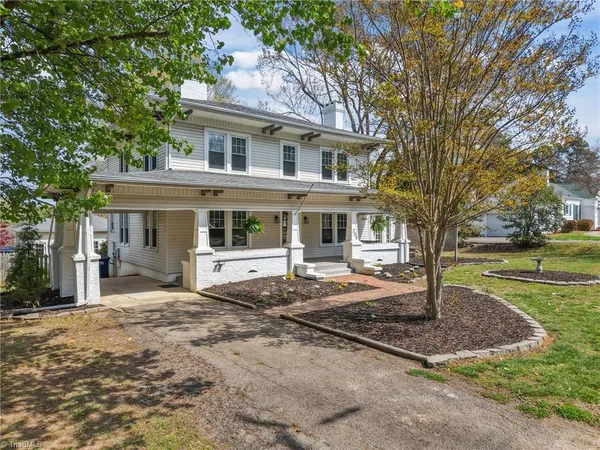 $399,900 | 303 East Swannanoa Avenue, Liberty, NC 27298