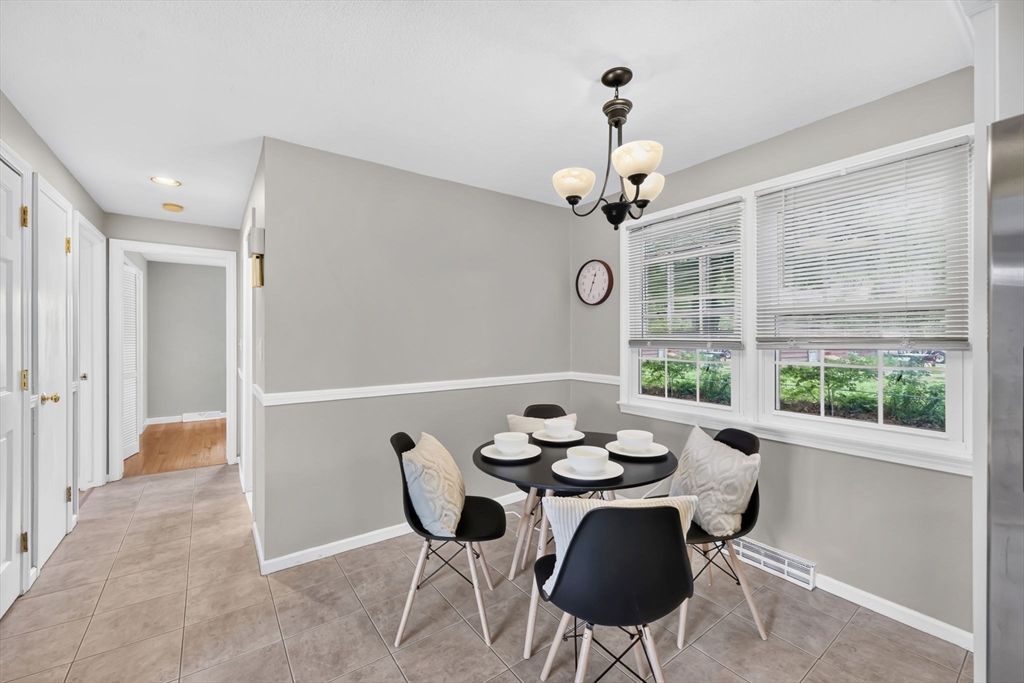 6 Rogers Road East Longmeadow, MA 01028 - Photo 7 of 38