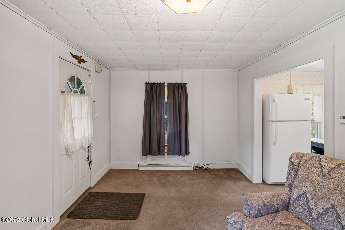 577 Sacandaga Road Schenectady, NY 12302 - Photo 13 of 29 577 Sacandaga Road Schenectady NY 013 ML