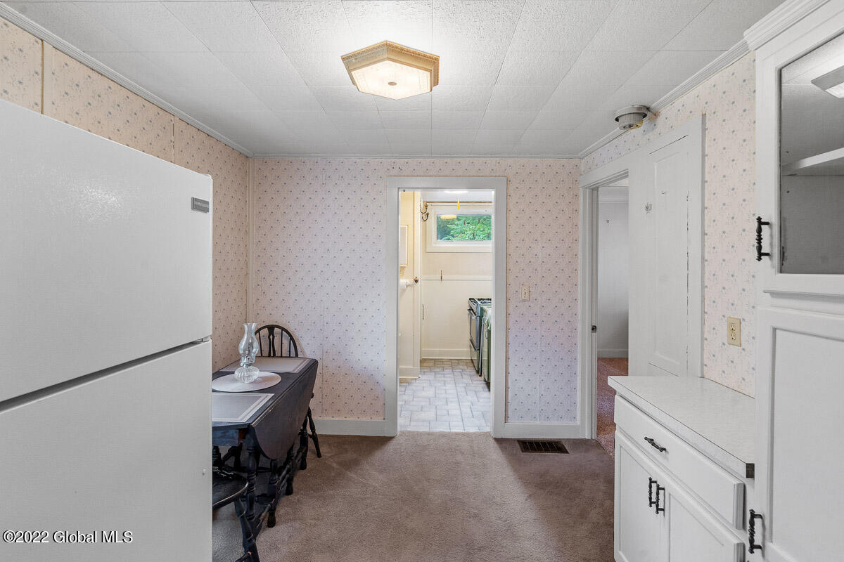 577 Sacandaga Road Schenectady, NY 12302 - Photo 15 of 29 577 Sacandaga Road Schenectady NY 014 ML