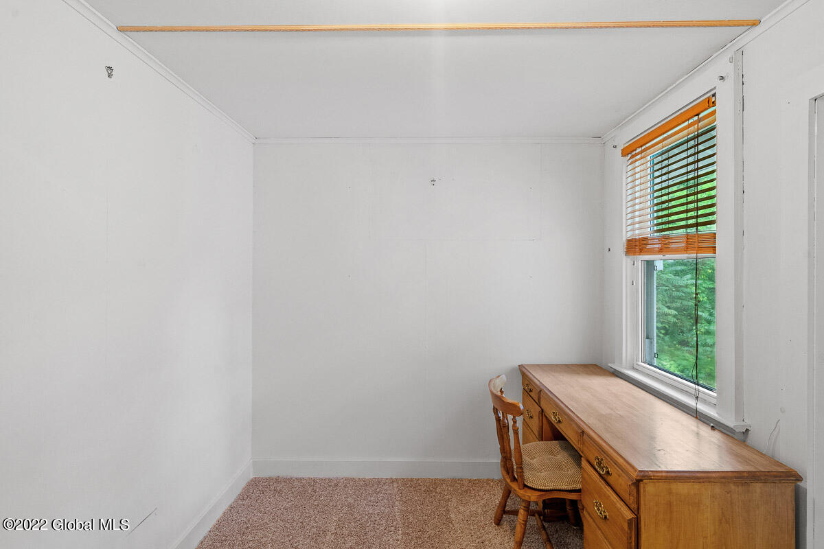 577 Sacandaga Road Schenectady, NY 12302 - Photo 21 of 29 577 Sacandaga Road Schenectady NY 024 ML
