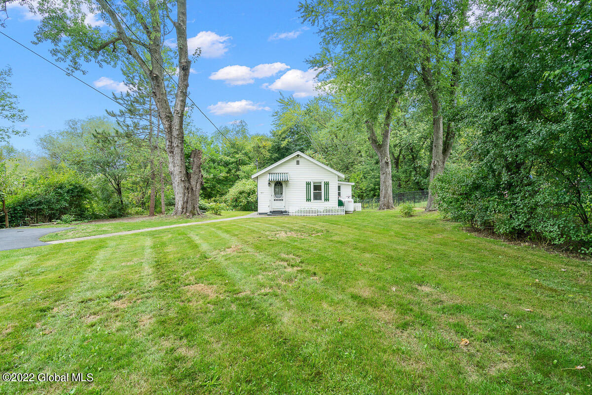 577 Sacandaga Road Schenectady, NY 12302 - Photo 9 of 29 577 Sacandaga Road Schenectady NY 010 ML