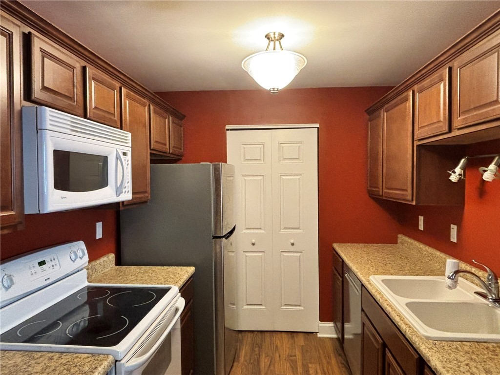 270 Latta Road, Unit UN225 Rochester, NY 14612 - Photo 5 of 18