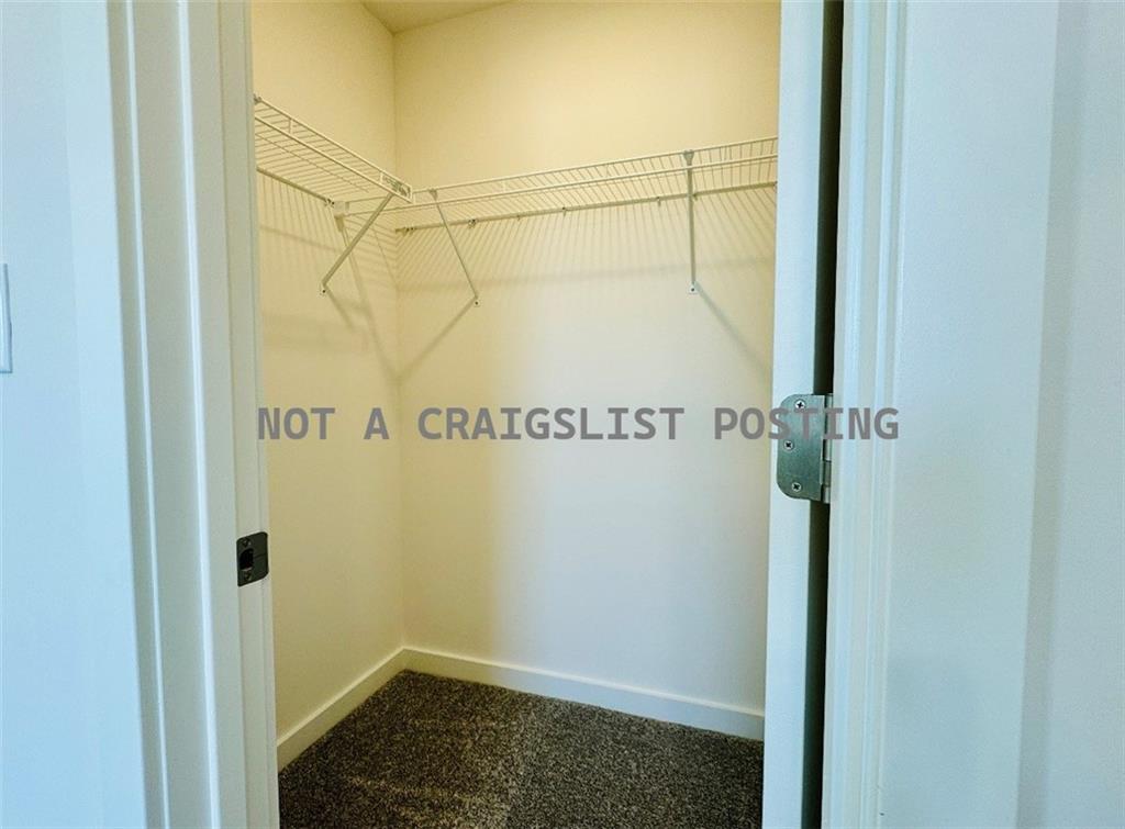 175 Lockheed Drive Coraopolis, PA 15108 - Photo 15 of 21 walk in closet in master bedroom