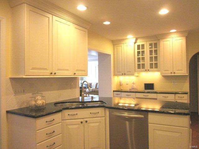 4 Ridgetop Drive St. Louis, MO 63117 - Photo 11 of 42 Gallery Image 11