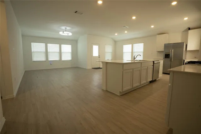 $2,399 | 105 Carmello, Kyle, TX 78640