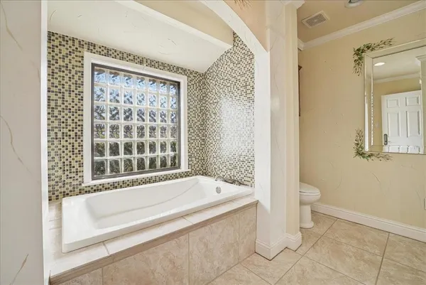 $799,000 | 604 South Hampton Road, Oak Leaf, TX 75154