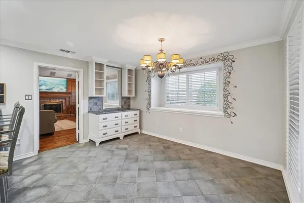 $799,000 | 604 South Hampton Road, Oak Leaf, TX 75154