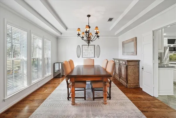 $799,000 | 604 South Hampton Road, Oak Leaf, TX 75154