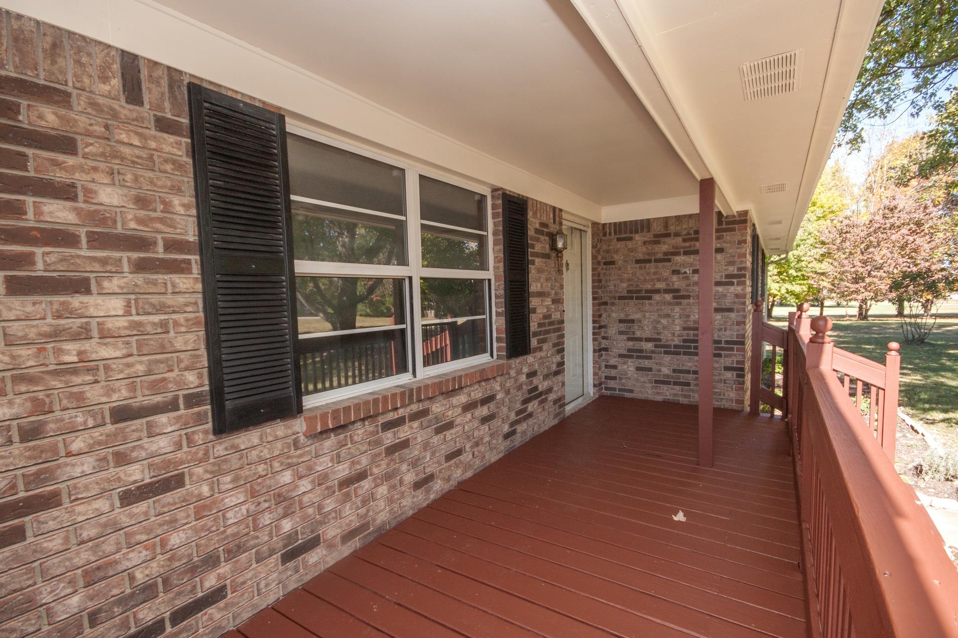 180 Dorris Road Portland, TN 37148 - Photo 4 of 19 a view of empty room with windows