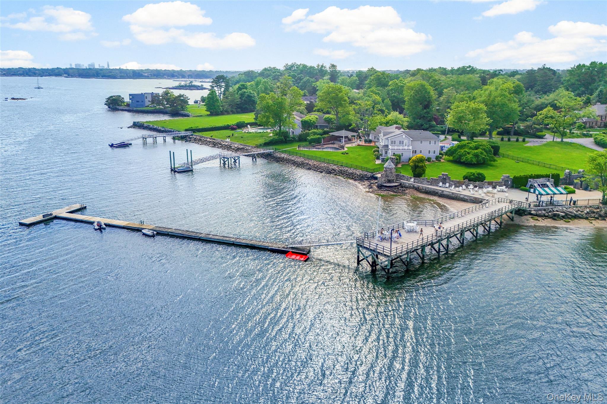 63 Rye Road Rye, NY 10580 - Photo 40 of 50 Kayak, paddle board, and optional boat dock