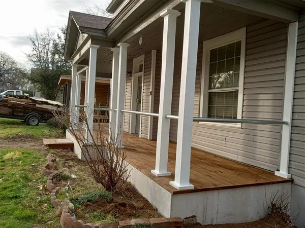 $399,000 | 617 West Gandy Street, Denison, TX 75020