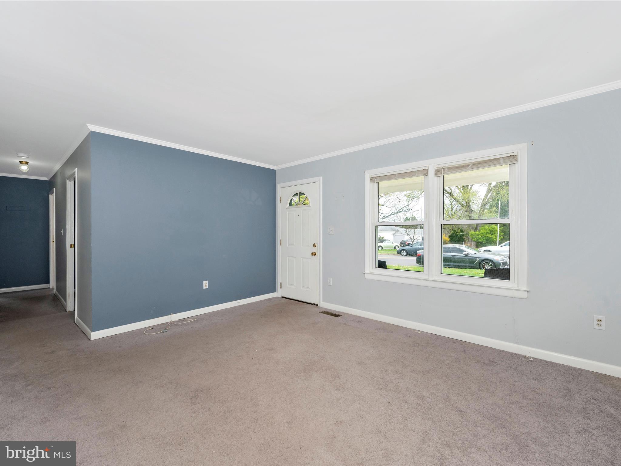 337 Walgrove Road Reisterstown, MD 21136 - Photo 6 of 51 Living Room