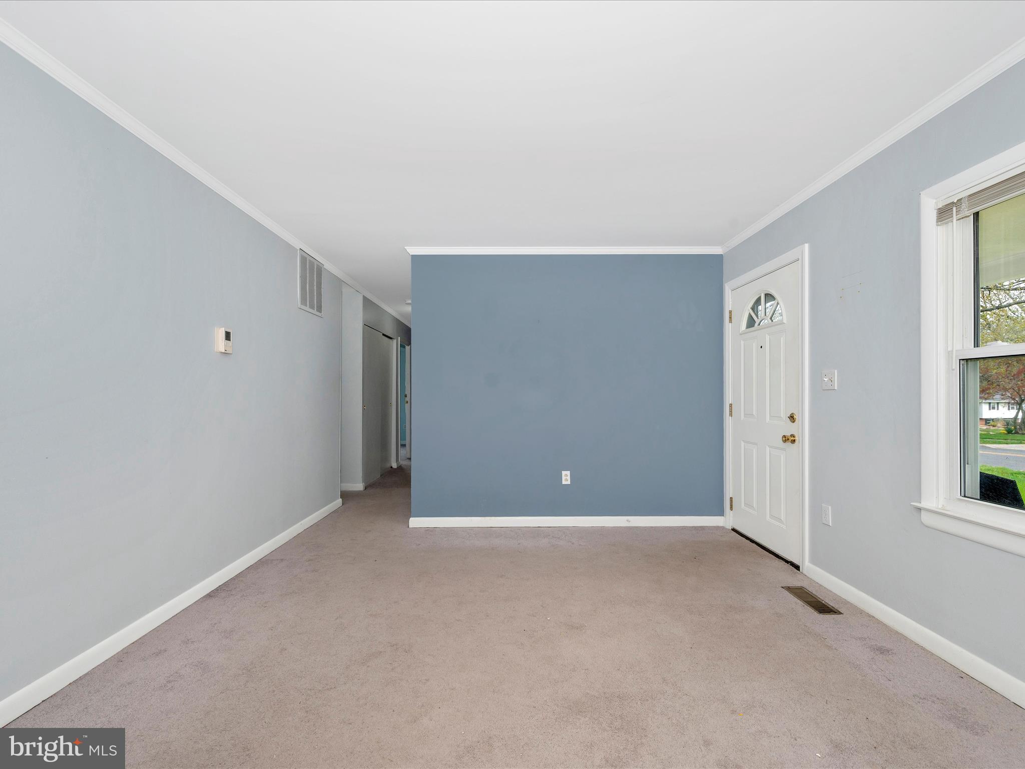 337 Walgrove Road Reisterstown, MD 21136 - Photo 7 of 51 Living Room