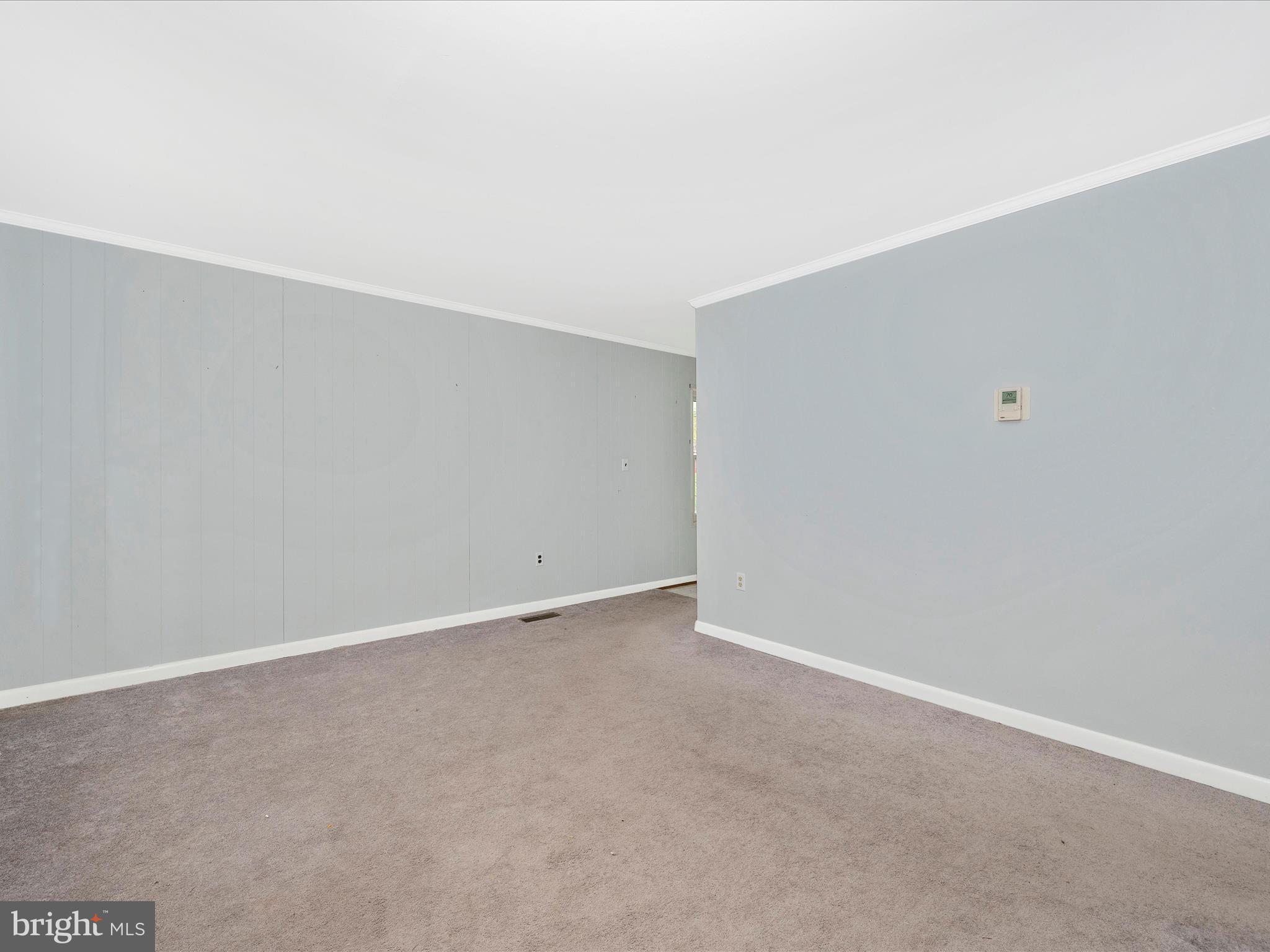337 Walgrove Road Reisterstown, MD 21136 - Photo 9 of 51 Living Room