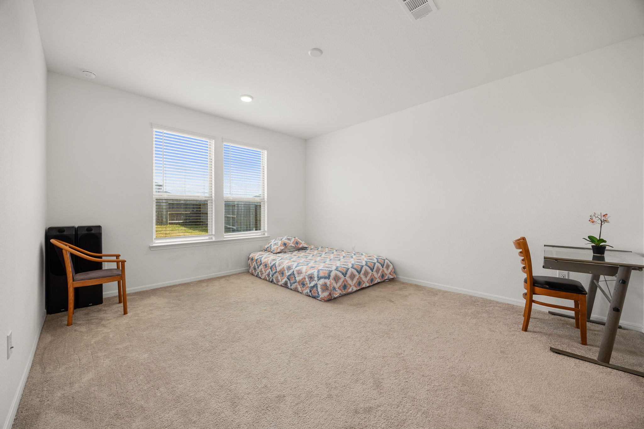 16907 Elm Grove Road Conroe, TX 77302 - Photo 19 of 50 Primary suite