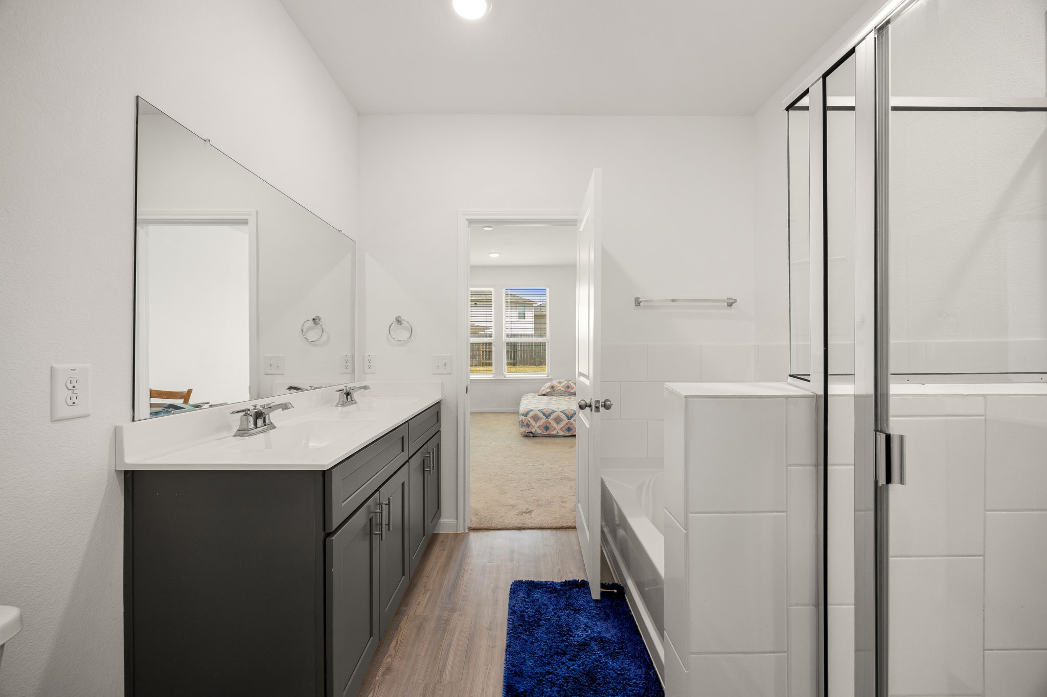 16907 Elm Grove Road Conroe, TX 77302 - Photo 21 of 50 Primary bathroom