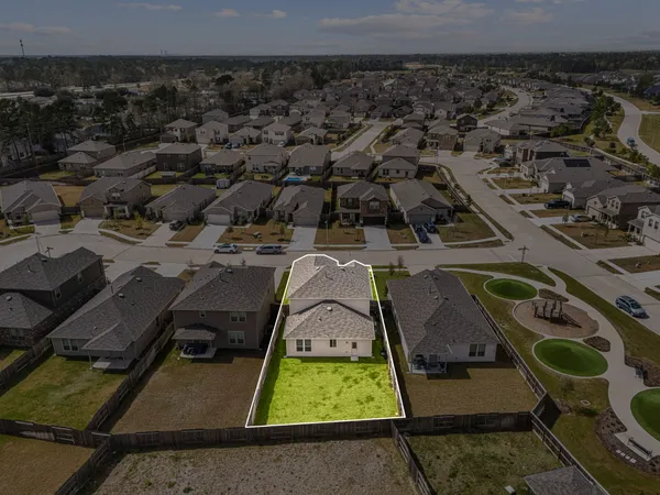 $300,000 | 16907 Elm Grove Road, Conroe, TX 77302