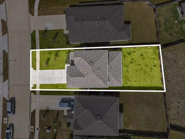 $300,000 | 16907 Elm Grove Road, Conroe, TX 77302