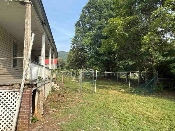$79,000 | 2374 Maple Avenue, Buena Vista, VA 24416