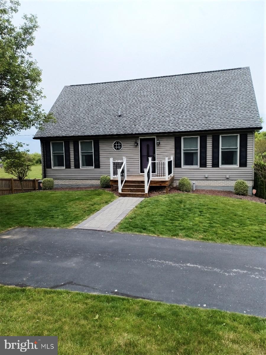 11409 Orchard Road Waynesboro, PA 17268 - Photo 2 of 57 New Porch
