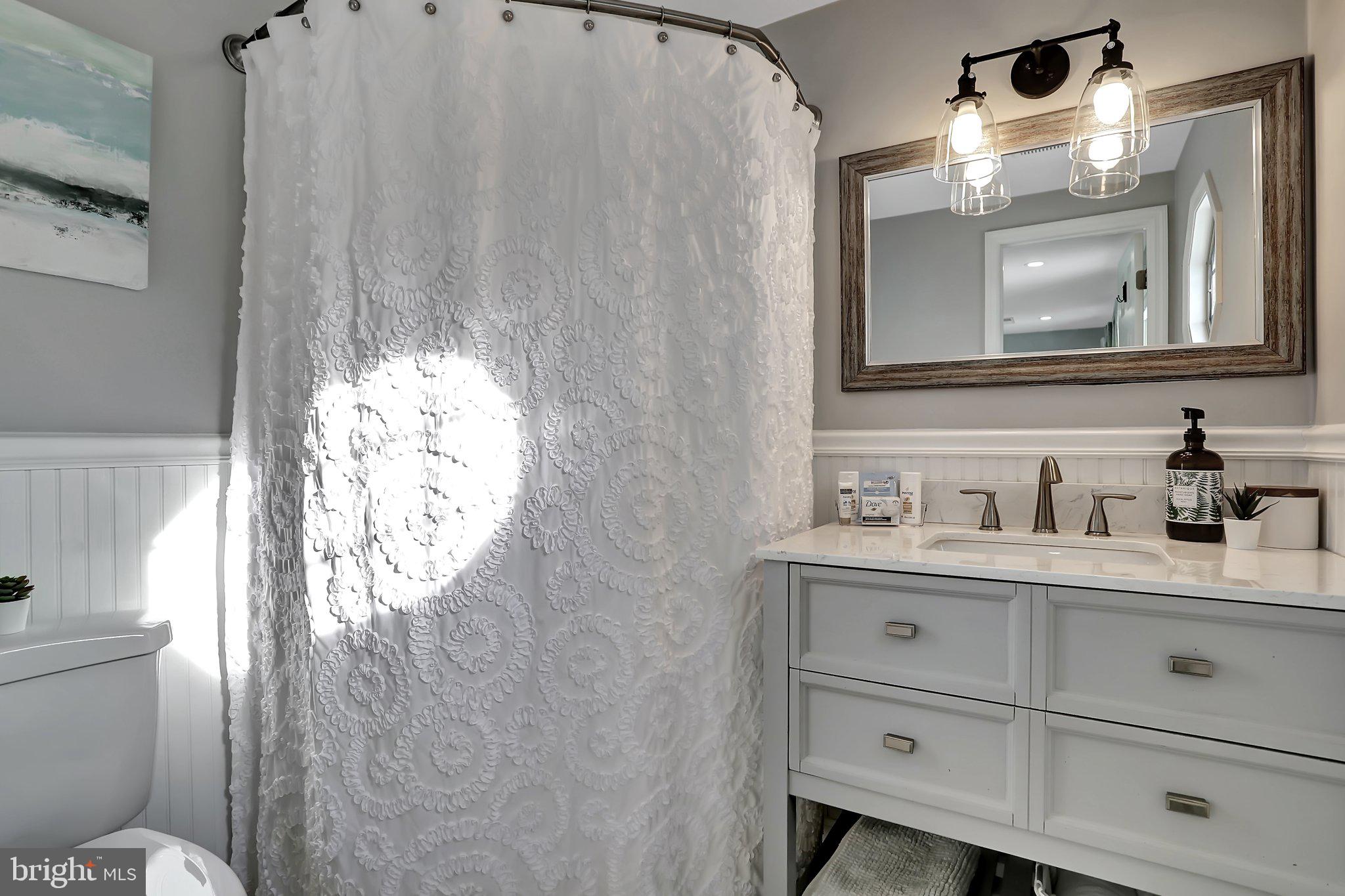 11409 Orchard Road Waynesboro, PA 17268 - Photo 29 of 57 Primary Bath