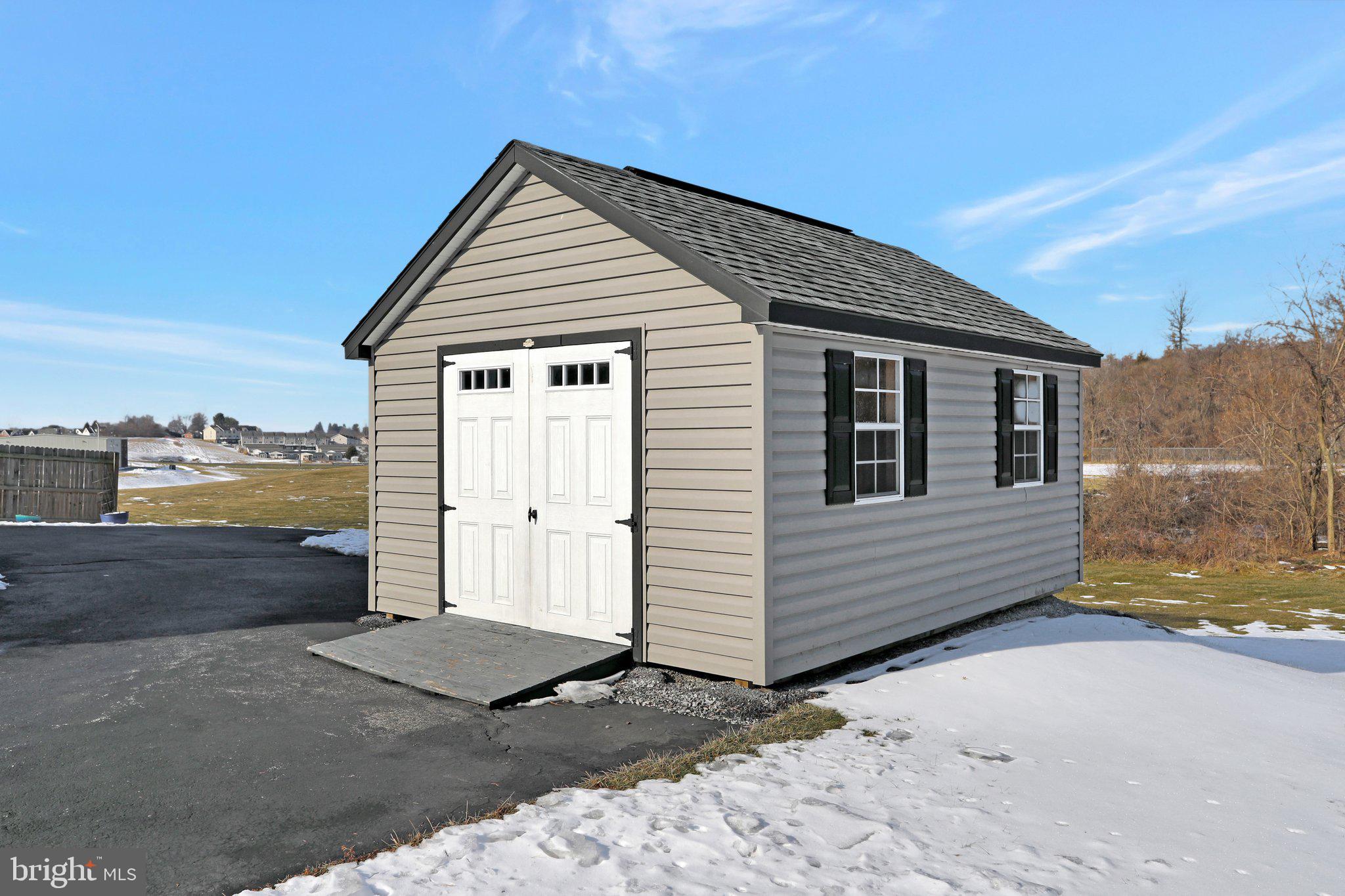 11409 Orchard Road Waynesboro, PA 17268 - Photo 49 of 57 2 sided large shed
