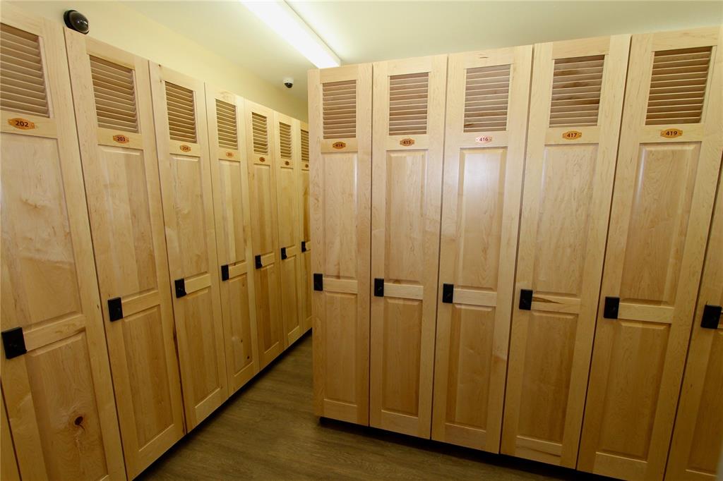184 Copper Circle, Unit 524 Copper Mountain, CO 80443 - Photo 17 of 19 a view of a hallway with wooden floor