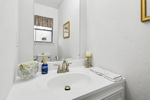 $410,000 | 12415 Ella Lee Lane, Houston, TX 77077