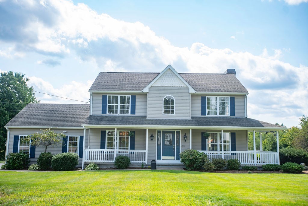 590 Seven Mile Road, Scituate, Rhode Island ~ Fronts on Scituate Avenue