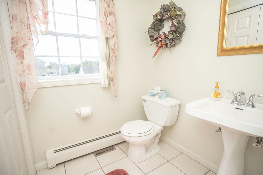 590 Seven Mile Road Scituate, RI 02831 - Photo 10 of 18 Gallery Image 10