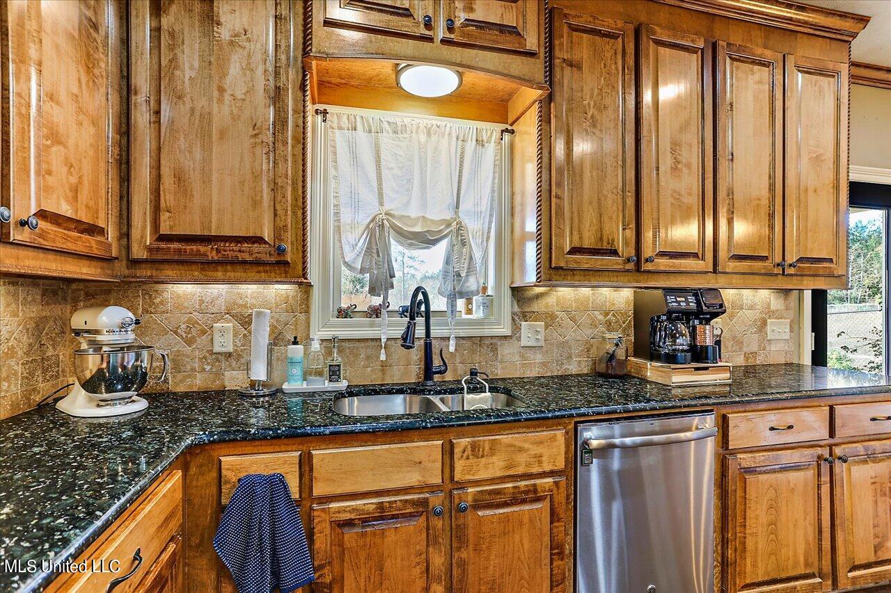 601 Henry Thurman Road Mount Olive, MS 39119 - Photo 16 of 86 14-601 Henry Thurman Rd