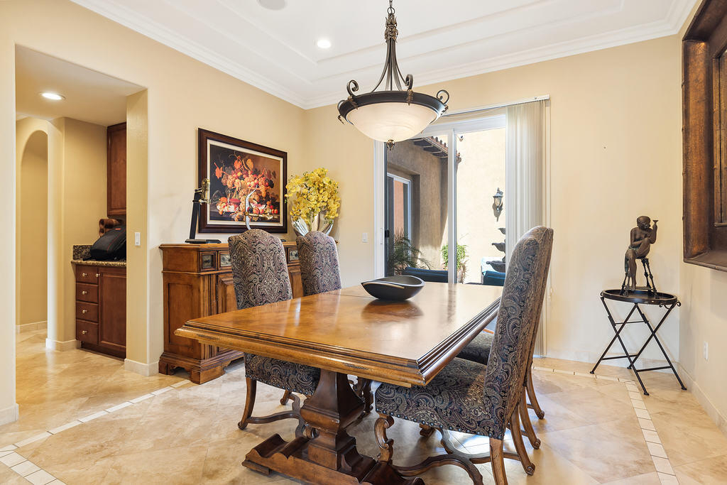 9 Via Santanella Rancho Mirage, CA 92270 - Photo 16 of 41 -17