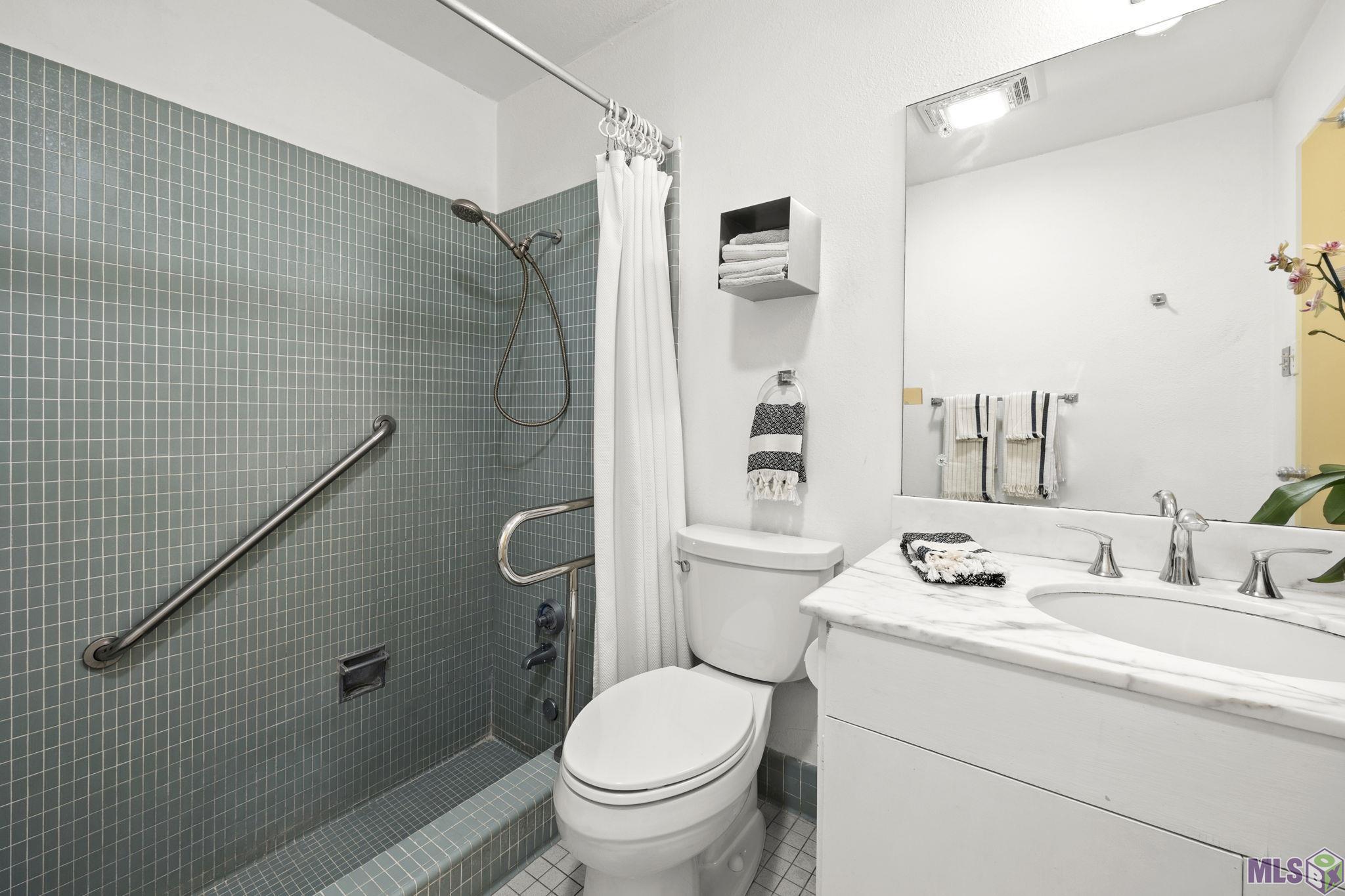 4047 Strand Drive Baton Rouge, LA 70809 - Photo 20 of 26 Gallery Image 20