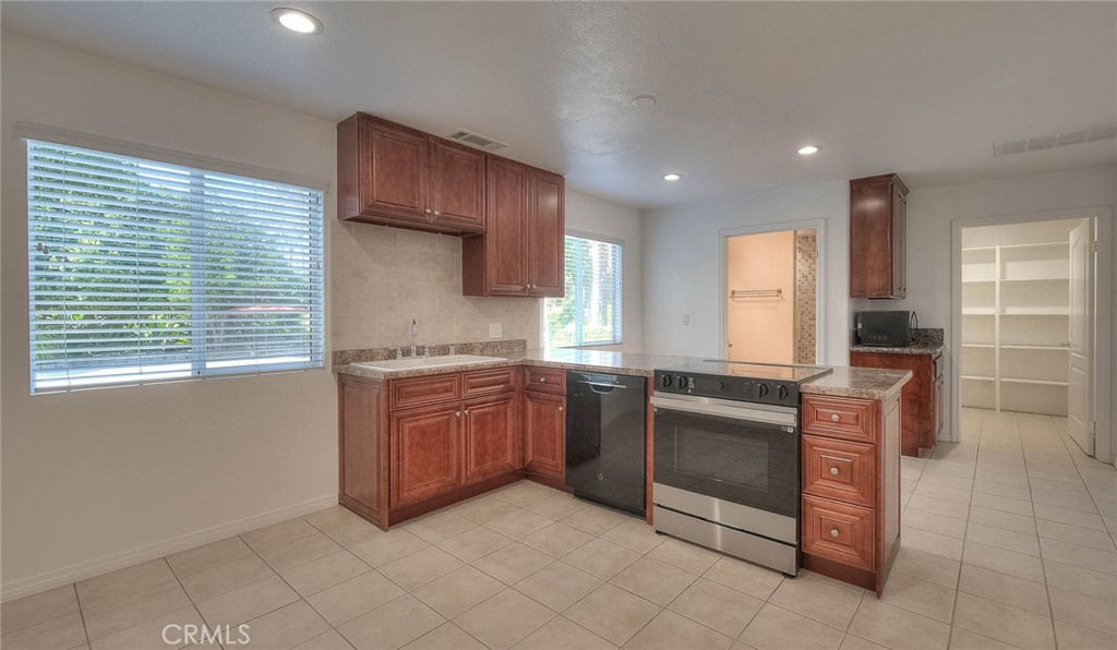 17292 Bali Drive Riverside, CA 92504 - Photo 64 of 75