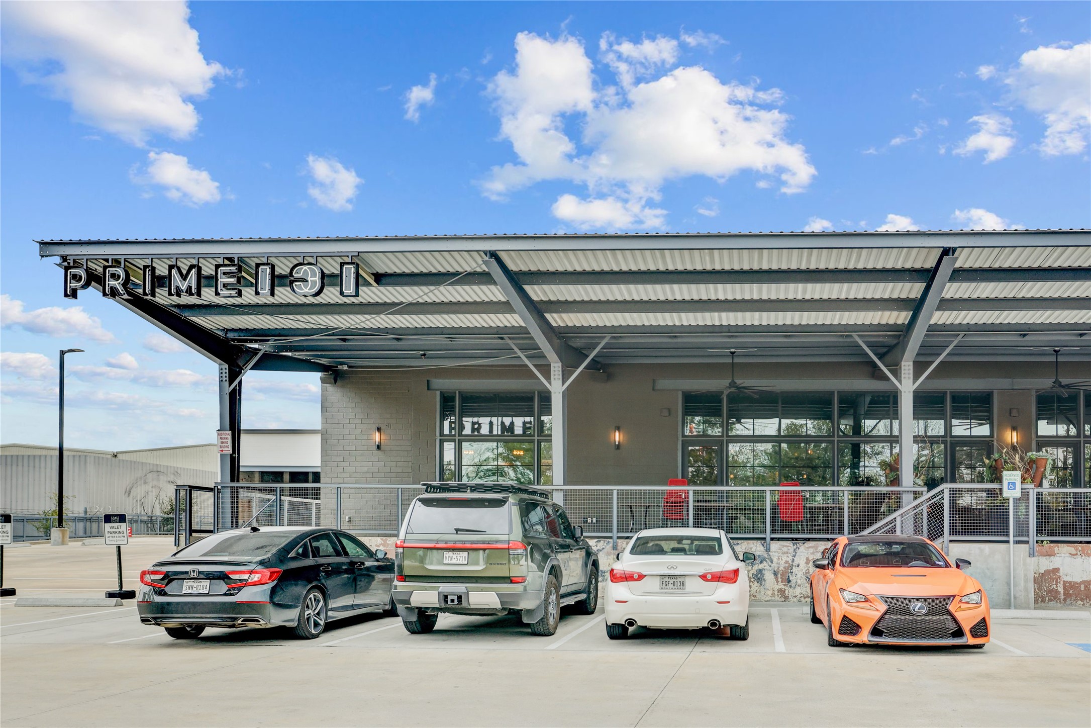 3225 Maxroy Street Houston, TX 77008 - Photo 27 of 30 Enjoy easy walking access from Maxroy to Prime 131 and all the shops at The Docks at Timbergrove!