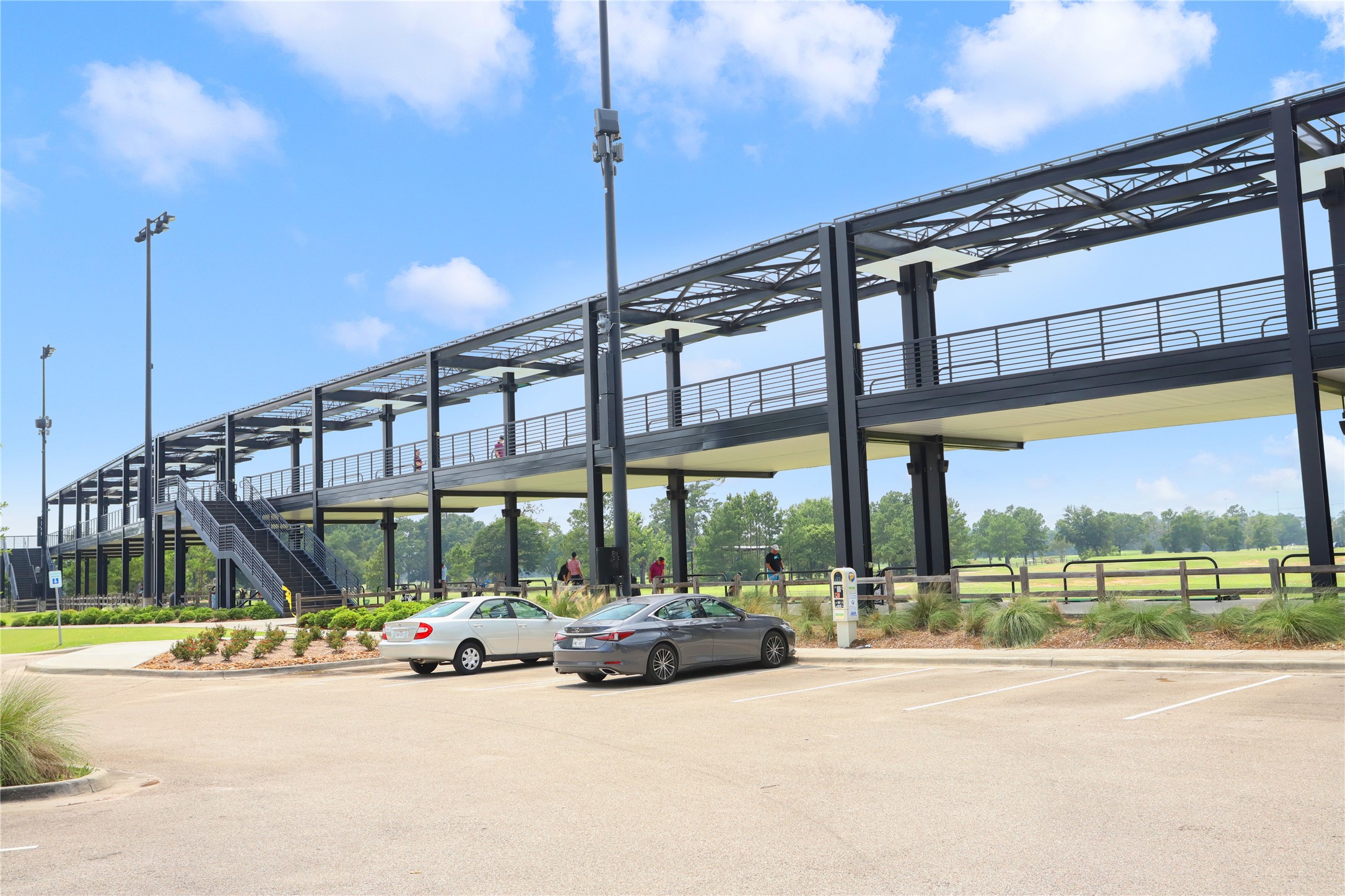 3225 Maxroy Street Houston, TX 77008 - Photo 29 of 30 Just a few-minute drive from Memorial Park, where you can enjoy walking trails, tennis courts, golf, and the conservatory.