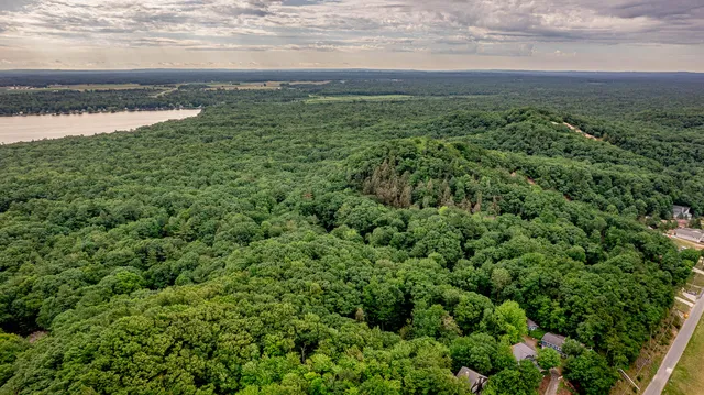 $350,000 | Avenue D Pentwater Mi 49449, Pentwater, MI 49449