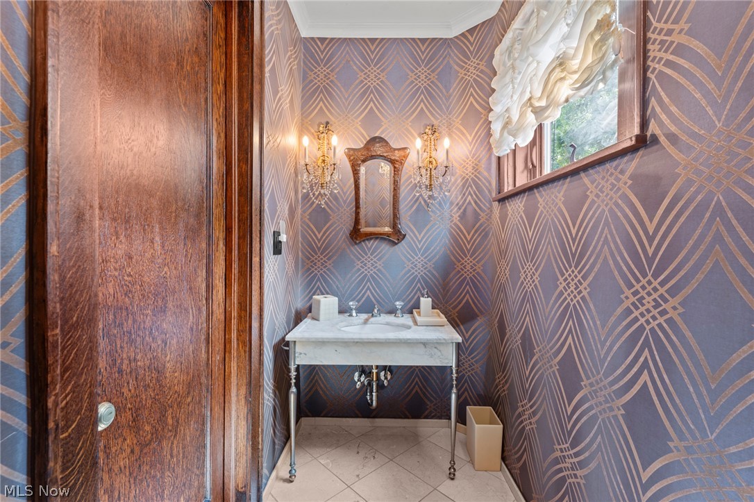 2401 Coventry Road Cleveland Heights, OH 44118 - Photo 15 of 45 Gallery Image 15