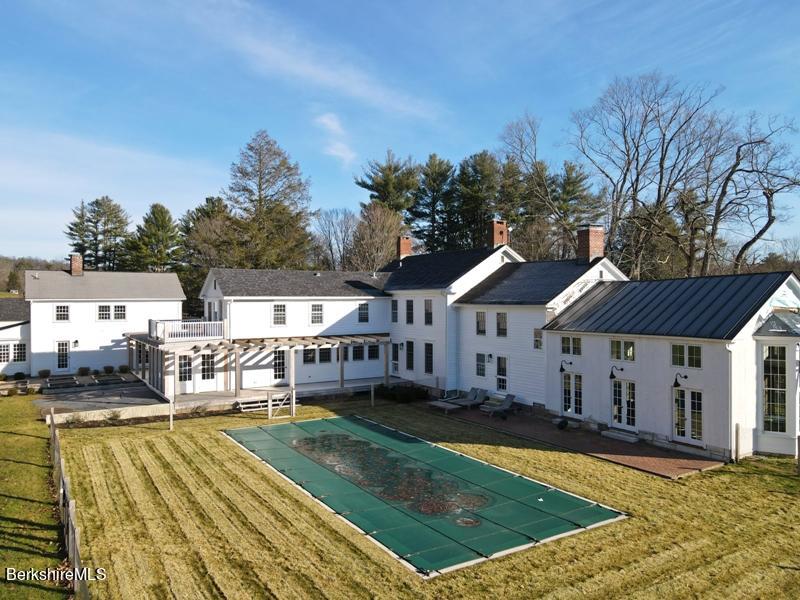 9 Seekonk Rd