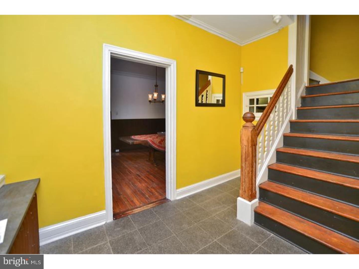 423 High Street Philadelphia, PA 19144 - Photo 8 of 25 Foyer